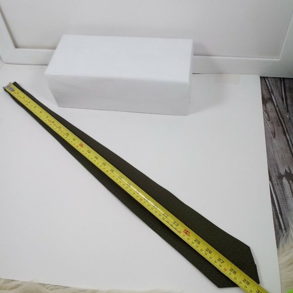 Rooster Mens 100% Silk Green Tie Geometric Design Screencore - Picture 7 of 10